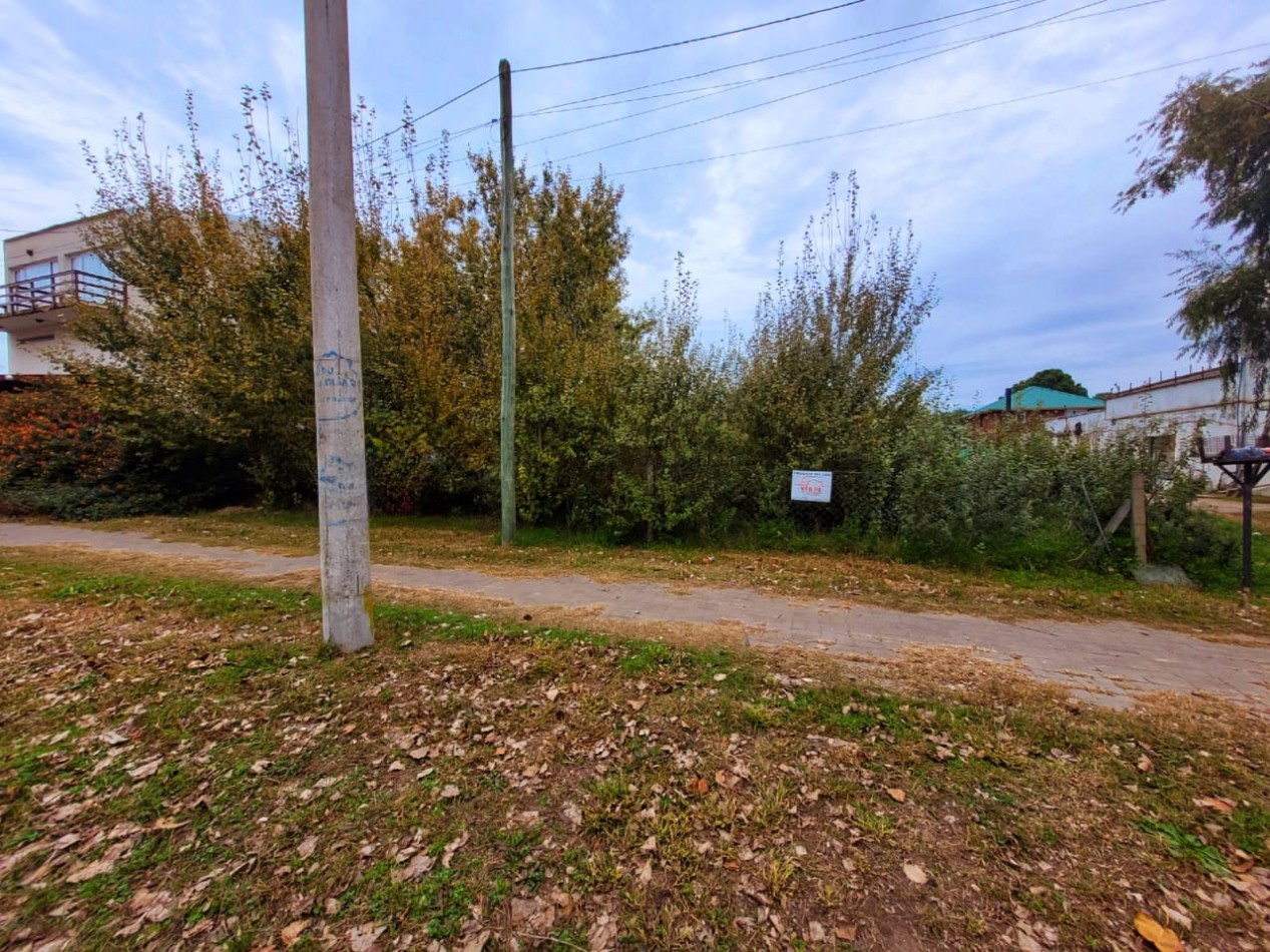 Lote multifamiliar en Av. Espora Valeria del Mar