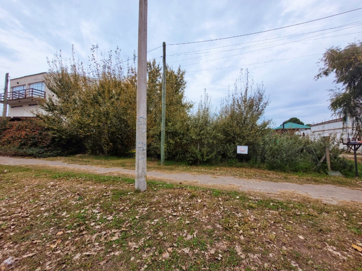 Lote multifamiliar en Av. Espora Valeria del Mar