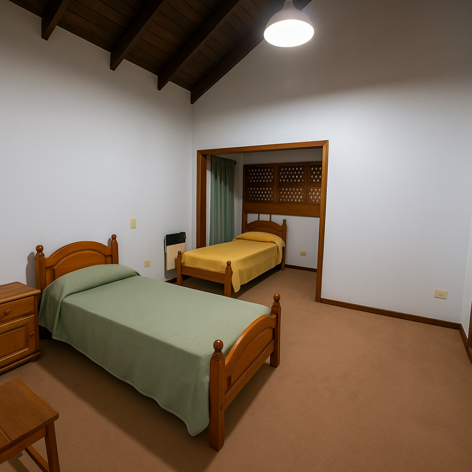 DOS LOCALES CON VIVIENDA Y DEPOSITO