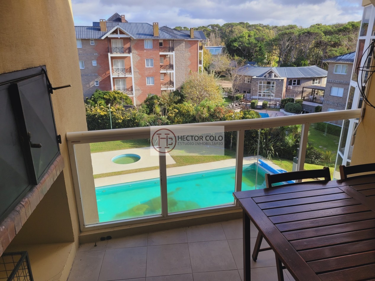 Penthouse en dos plantas con vista al mar en Cilene 1