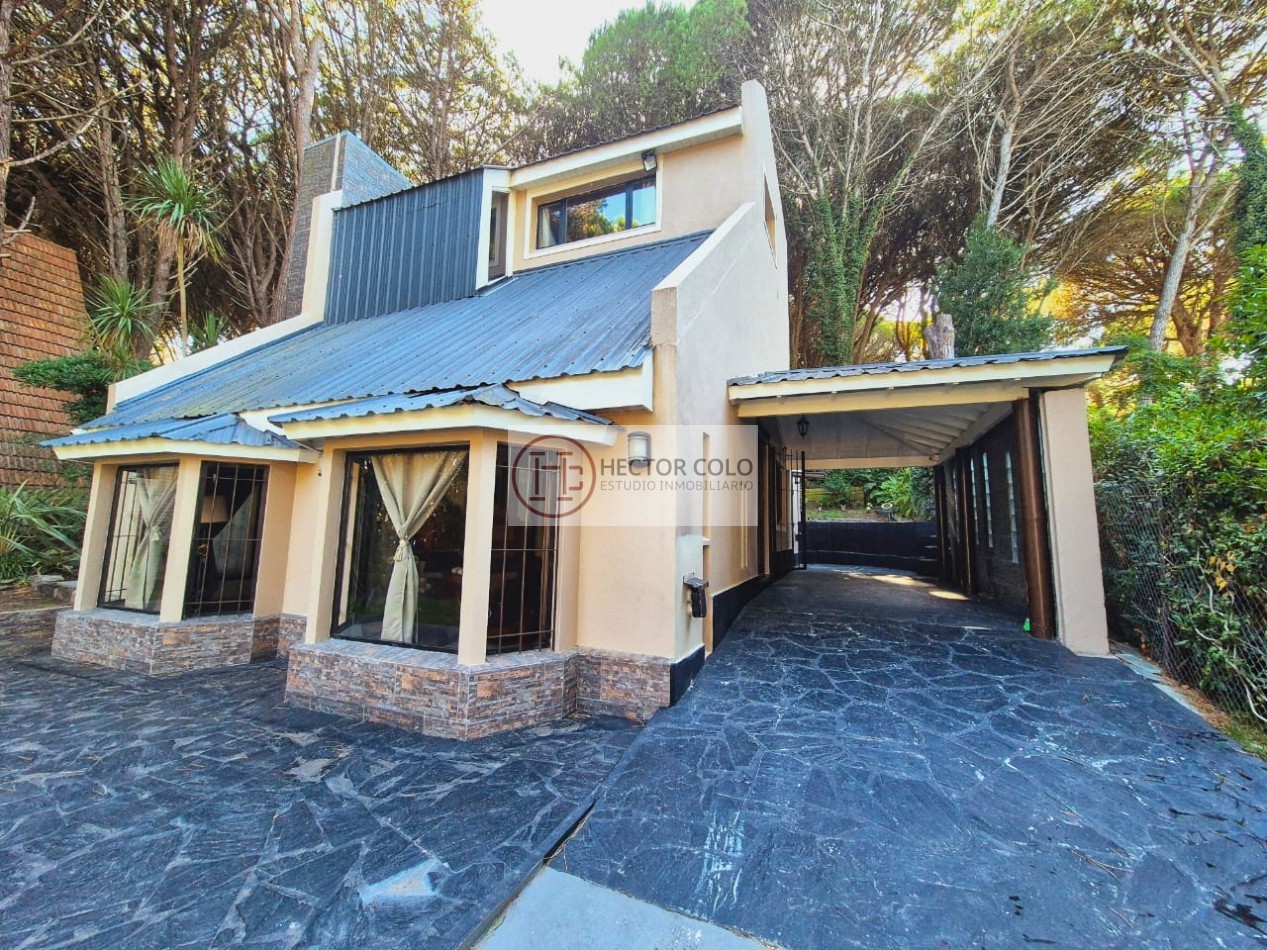 Casa en venta zona Golf Viejo Pinamar