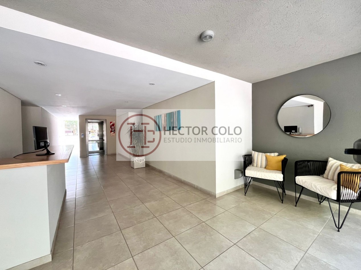 EN VENTA DEPARTAMENTO DOS AMBIENTES Y MEDIO-EDIFICIO TUYU PLAZA-PINAMAR-
