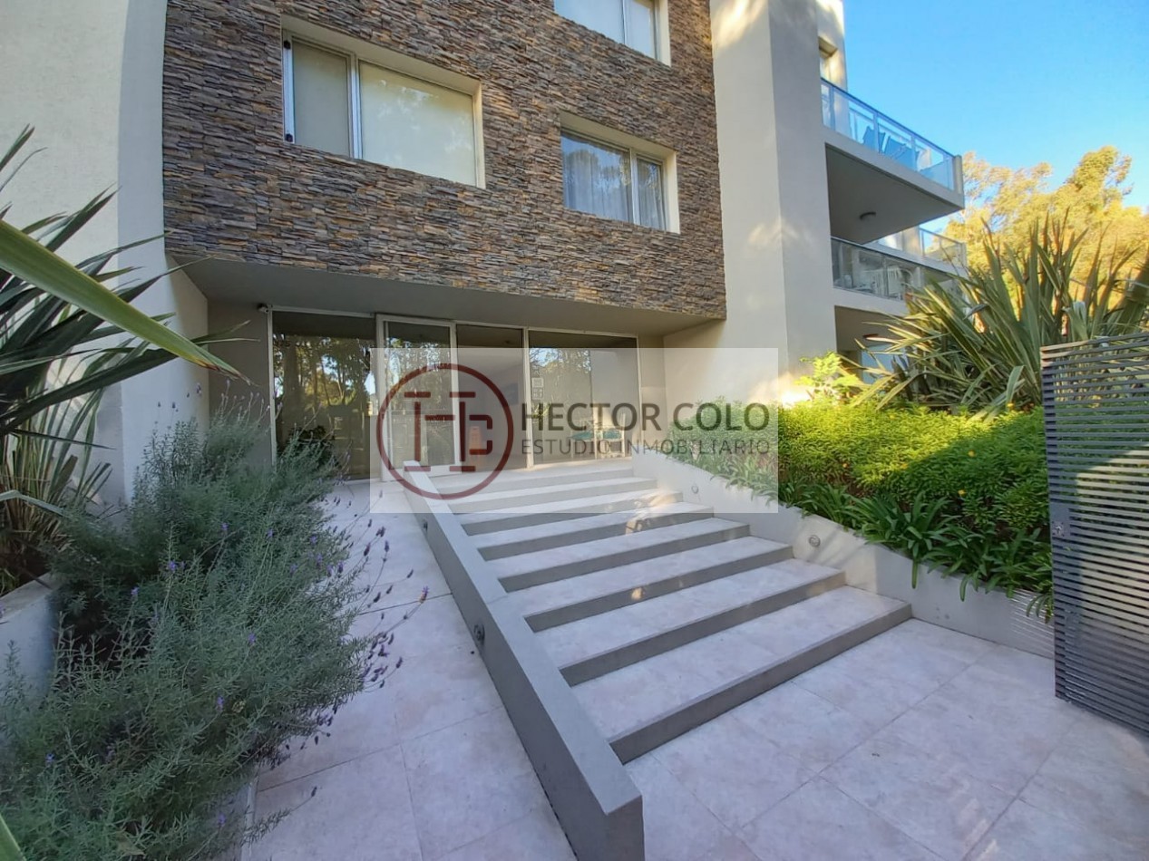 EN VENTA DEPARTAMENTO 3 AMBIENTES- EDIFICIO TUYU PLAZA-PINAMAR.