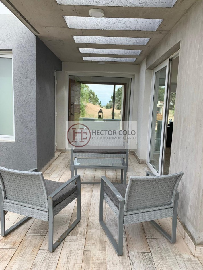 CASA EN BARRIO DEPORTIVA 1 COSTA ESMERALDA