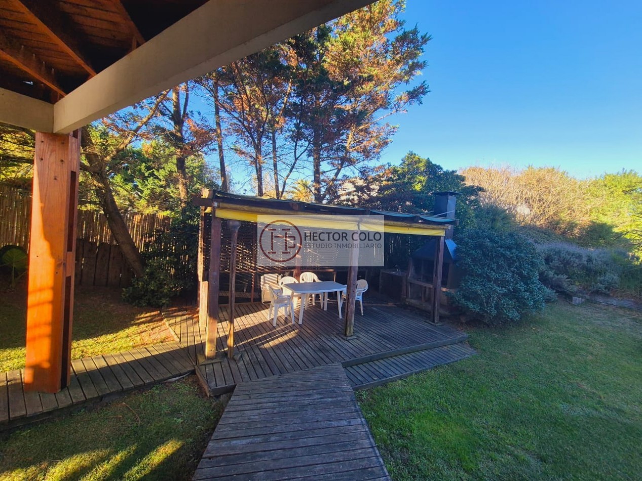 Venta de Casa en Carilo en segunda linea de Mar y con vista parcial