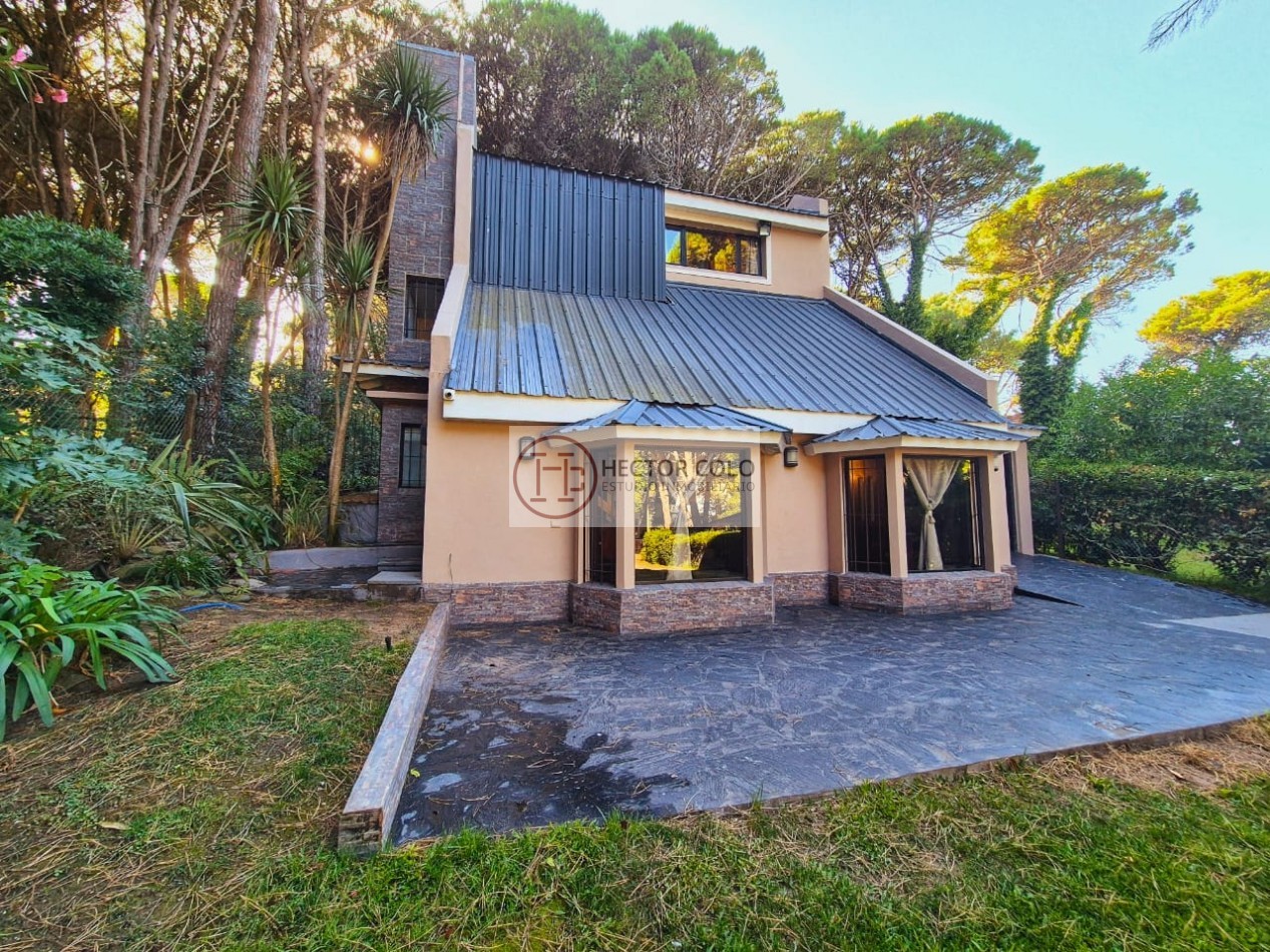 Casa en venta zona Golf Viejo Pinamar