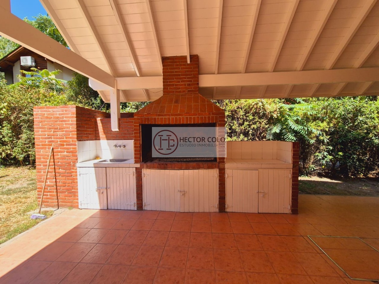Hermosa casa sobre lote multifamiliar en Valeria del Mar