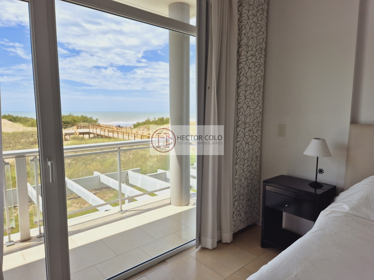 Departamento 4 ambientes con vista y salida directa al mar Cilene Playas