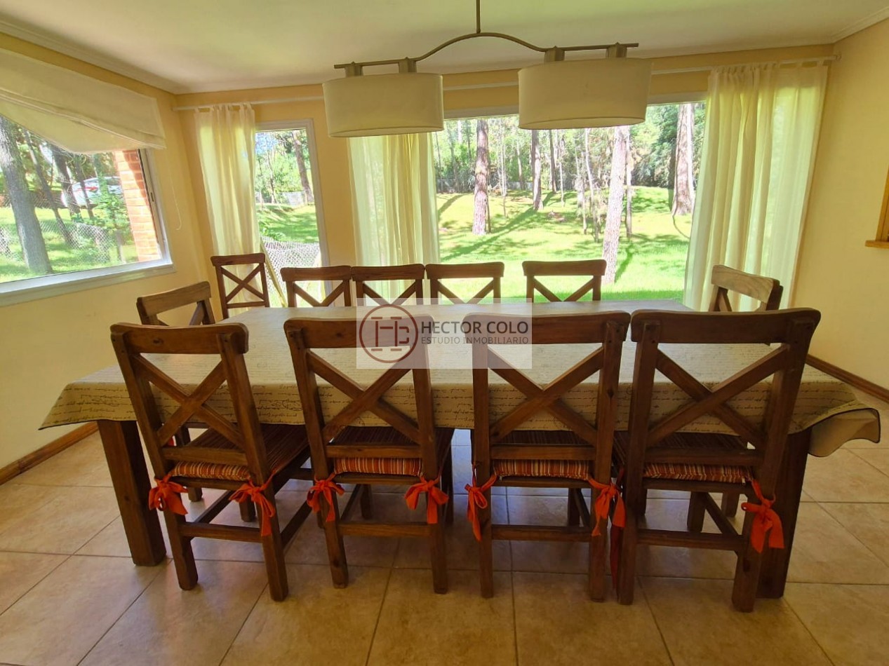 Venta de Casa 5 Ambientes en Carilo