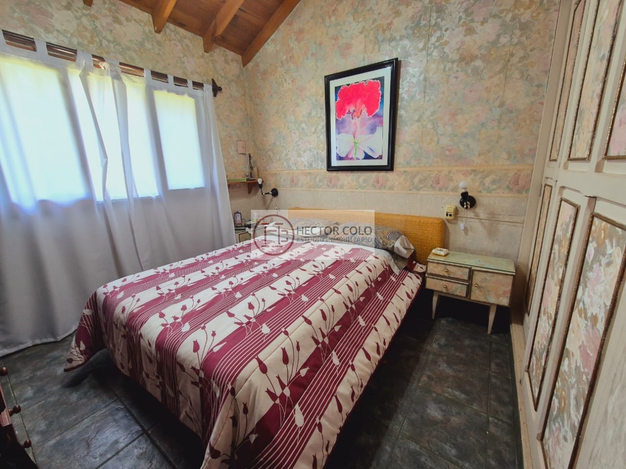Casa en venta sobre lote multifamiliar a pasos del Mar