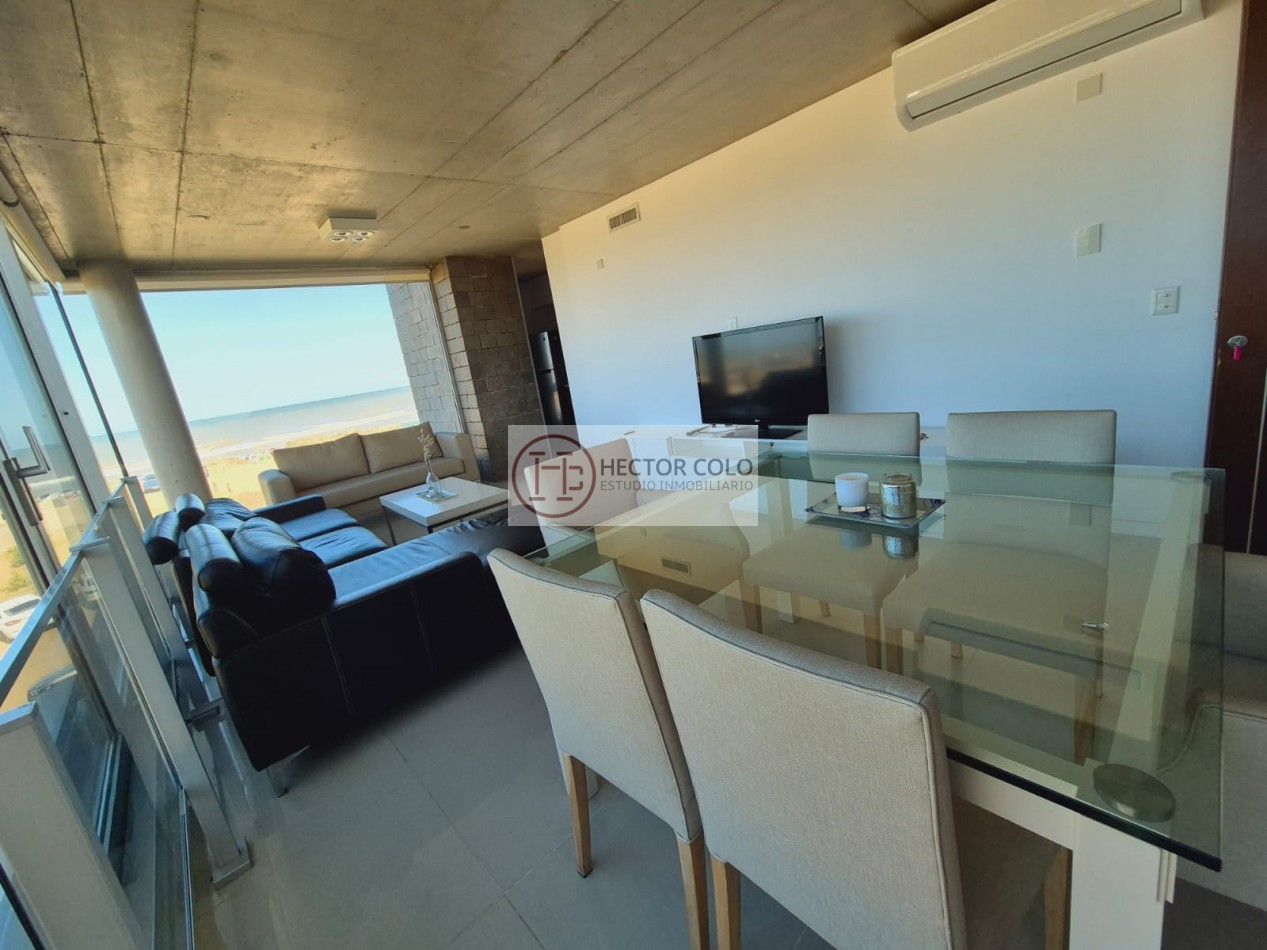 Departamento 4 ambientes frente al mar
