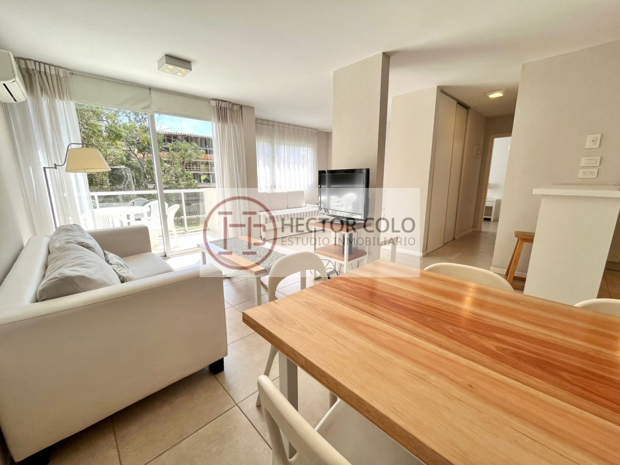 EN VENTA DEPARTAMENTO DOS AMBIENTES Y MEDIO-EDIFICIO TUYU PLAZA-PINAMAR-