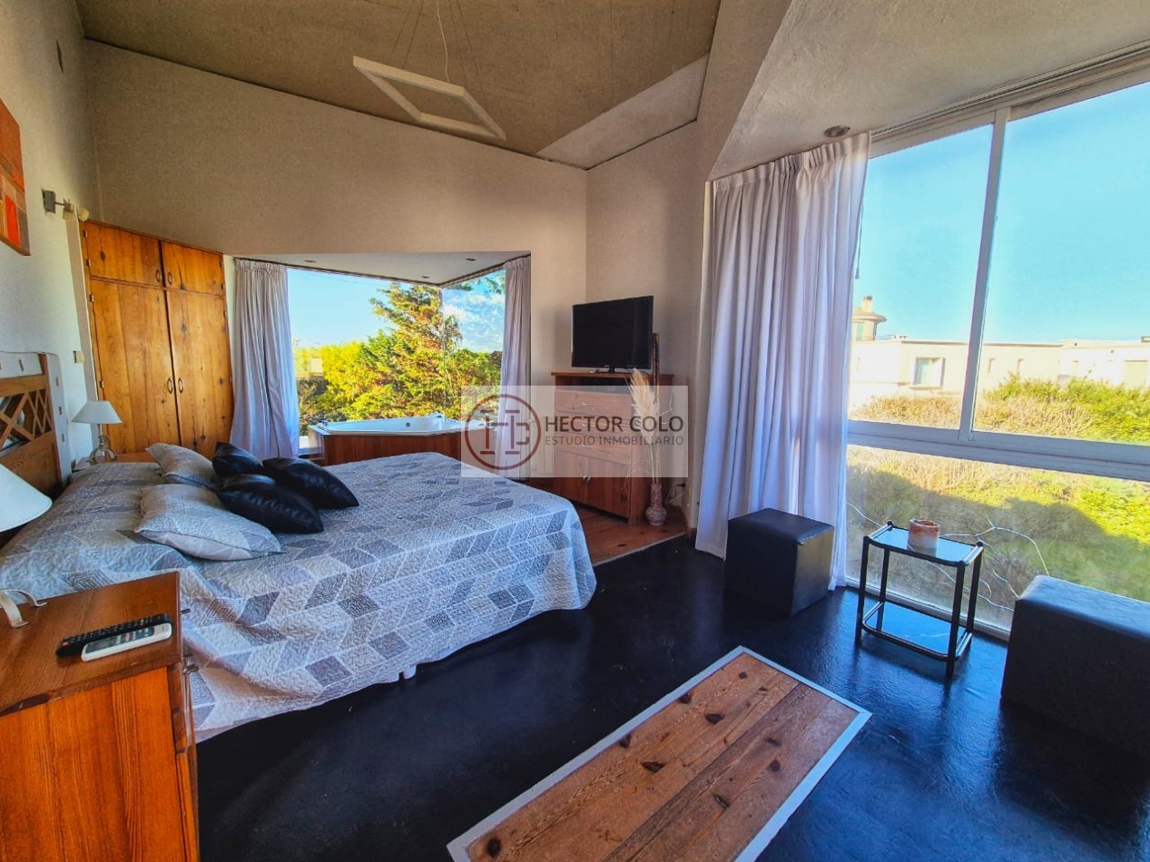 Venta de Casa en Carilo en segunda linea de Mar y con vista parcial