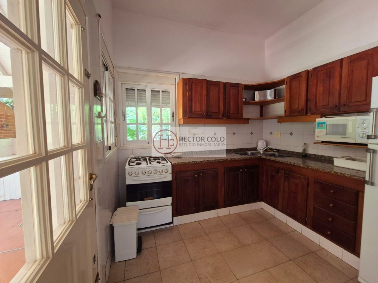 Hermosa casa sobre lote multifamiliar en Valeria del Mar