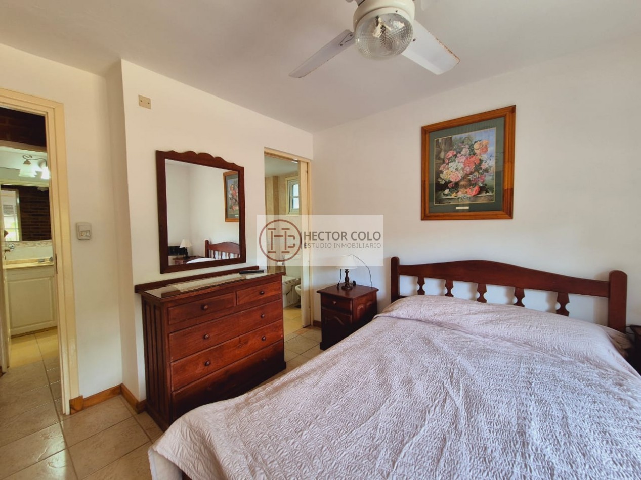 Hermosa casa sobre lote multifamiliar en Valeria del Mar