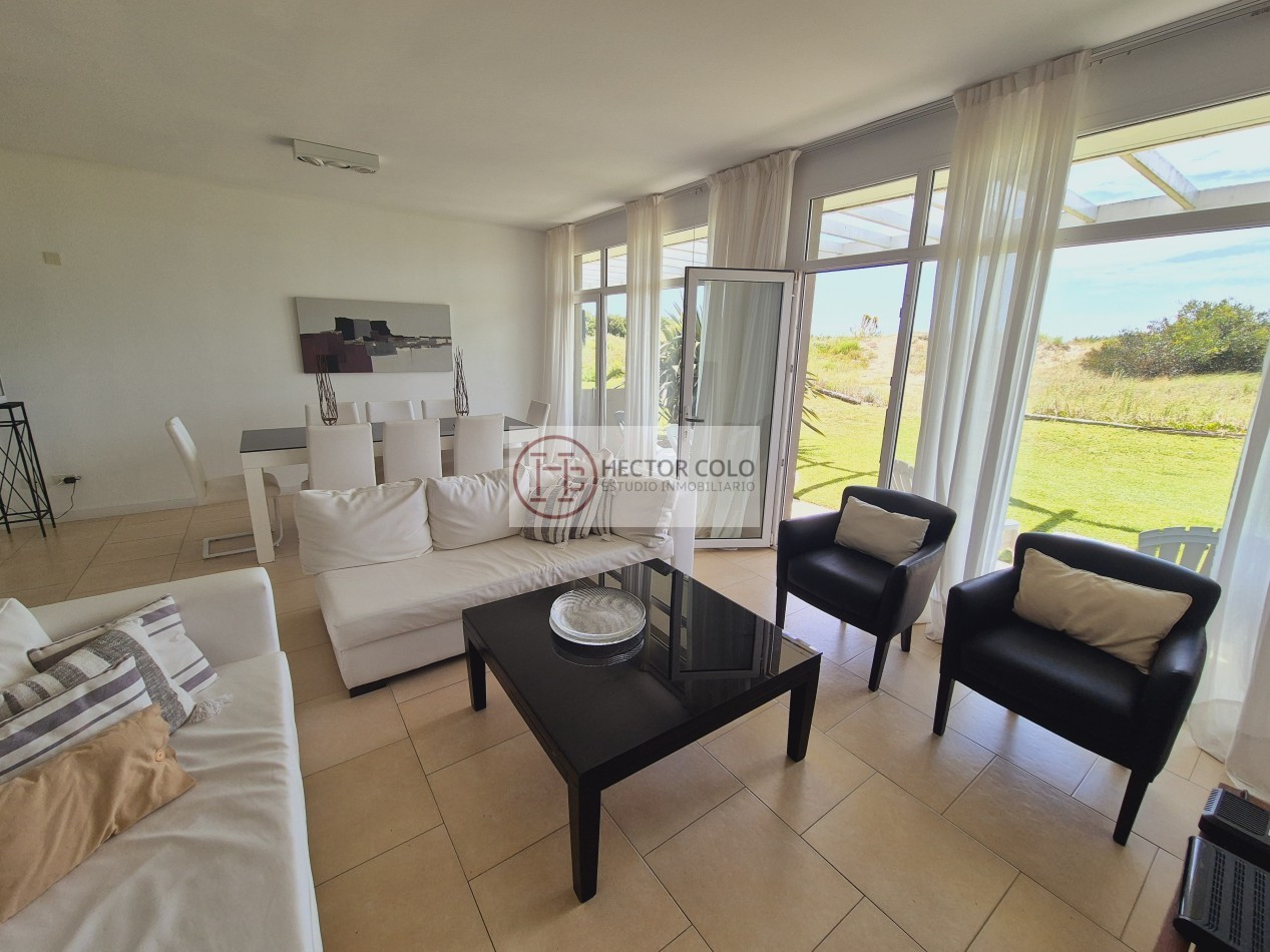 Departamento 4 ambientes con vista y salida directa al mar Cilene Playas