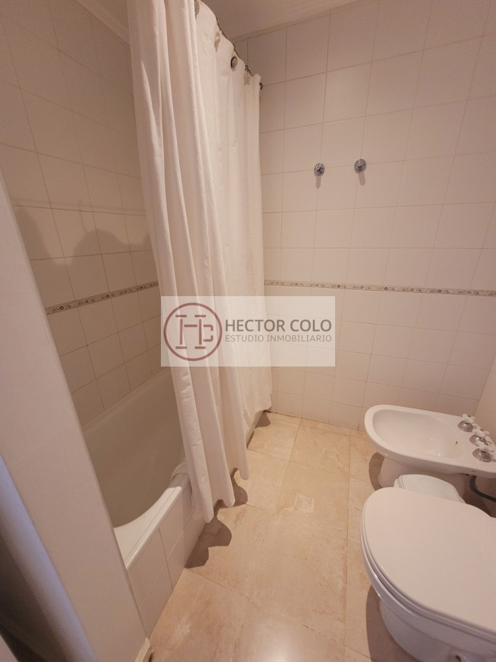 Penthouse en dos plantas con vista al mar en Cilene 1