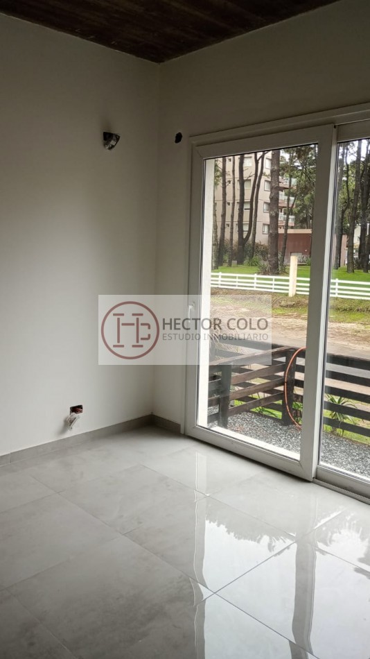 EN VENTA-DEPARTAMENTO 3 AMBIENTES-EDIFICIO JASON PARK-