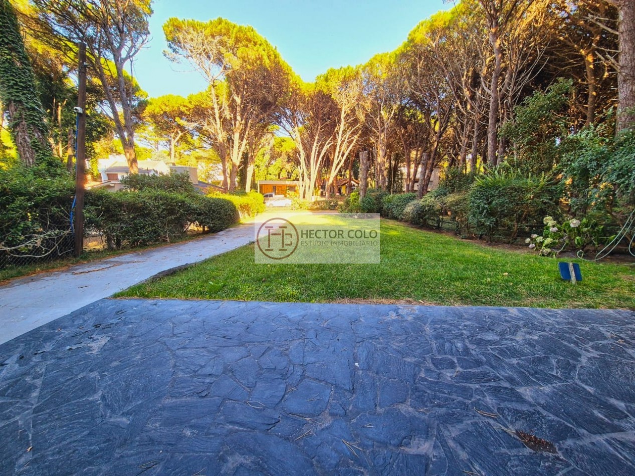 Casa en venta zona Golf Viejo Pinamar