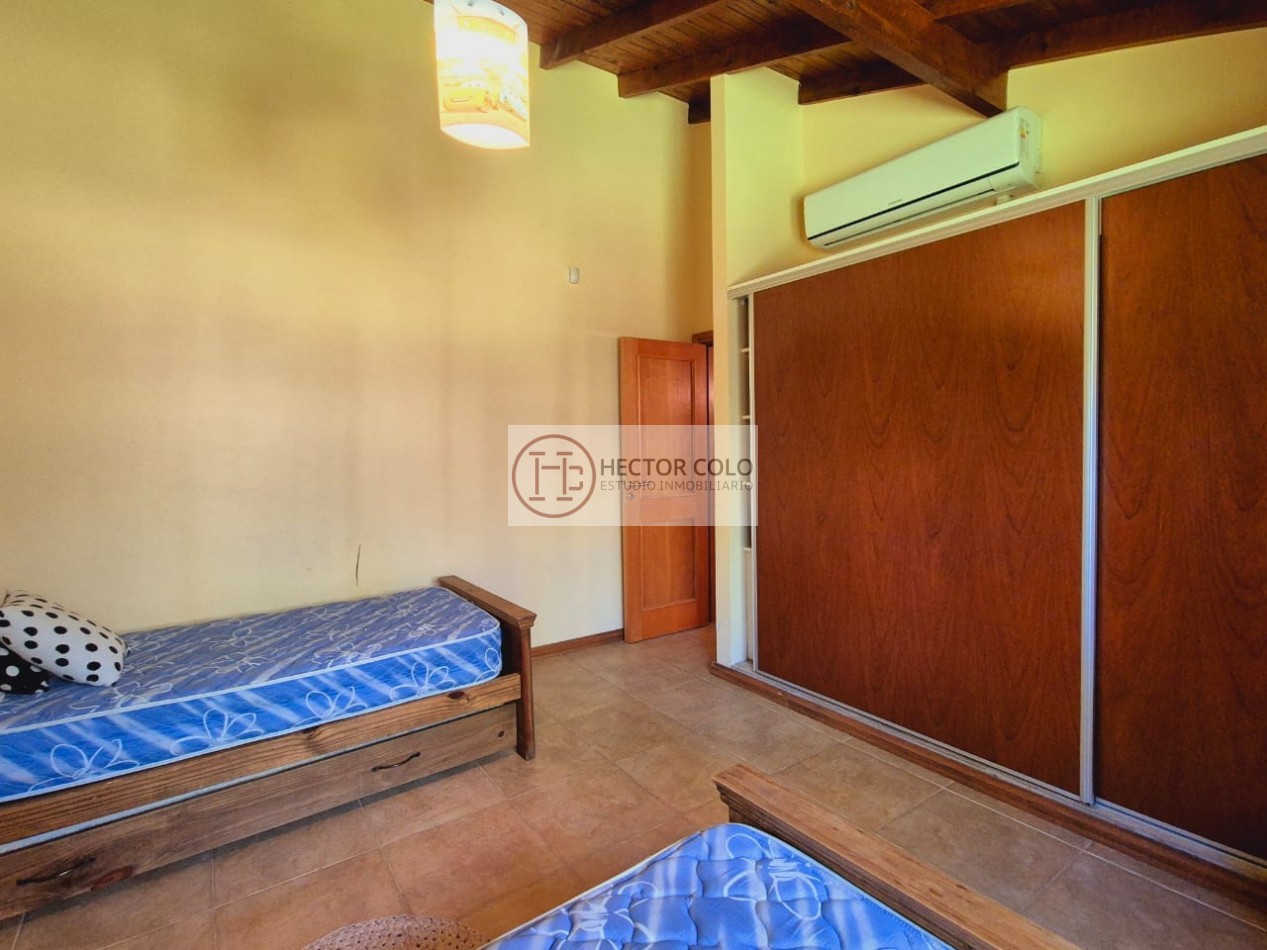 Venta de Casa 5 Ambientes en Carilo