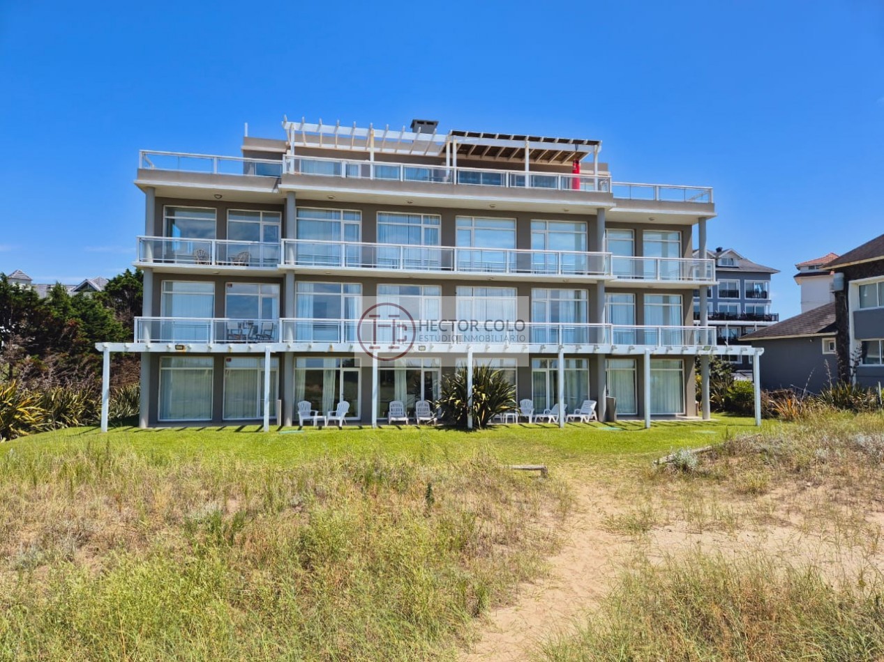 Departamento 4 ambientes con vista y salida directa al mar Cilene Playas