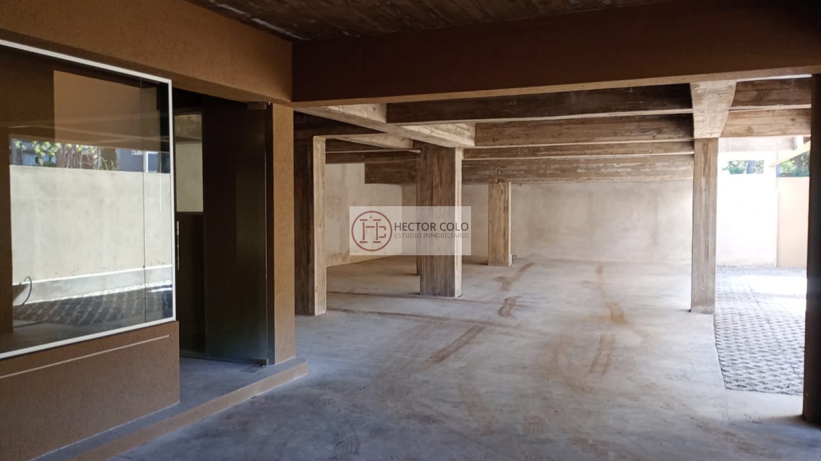 EN VENTA-DEPARTAMENTO 3 AMBIENTES-EDIFICIO JASON PARK-