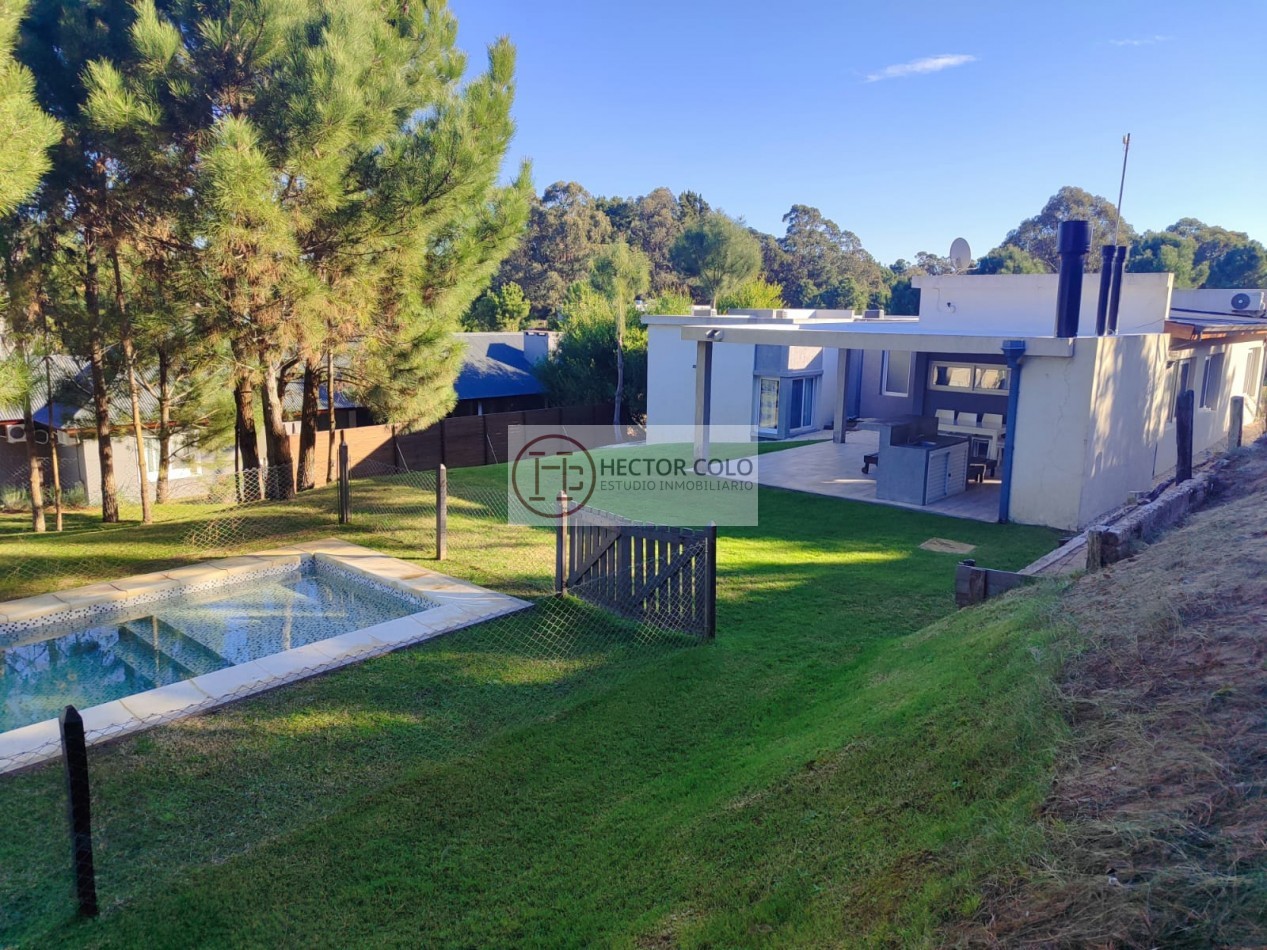 CASA EN BARRIO DEPORTIVA 1 COSTA ESMERALDA