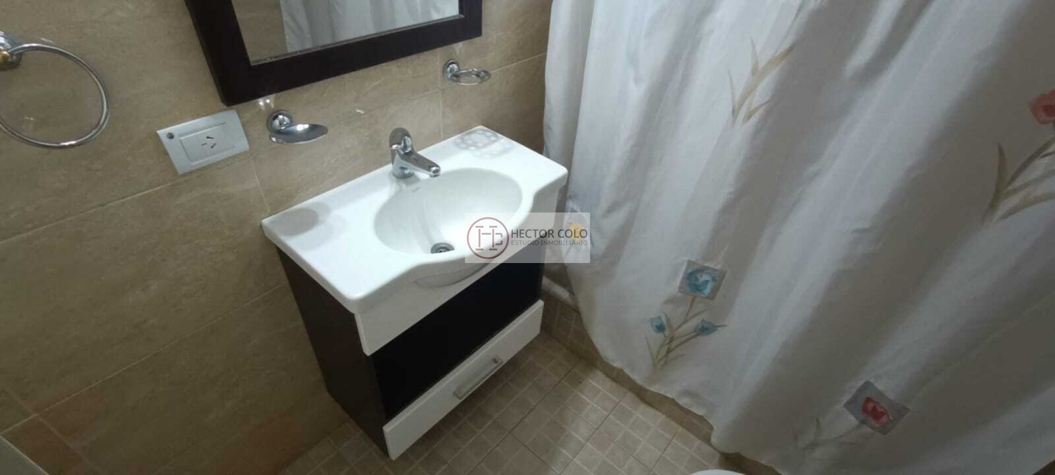 Departamento 3 ambientes a pasos del centro comercial