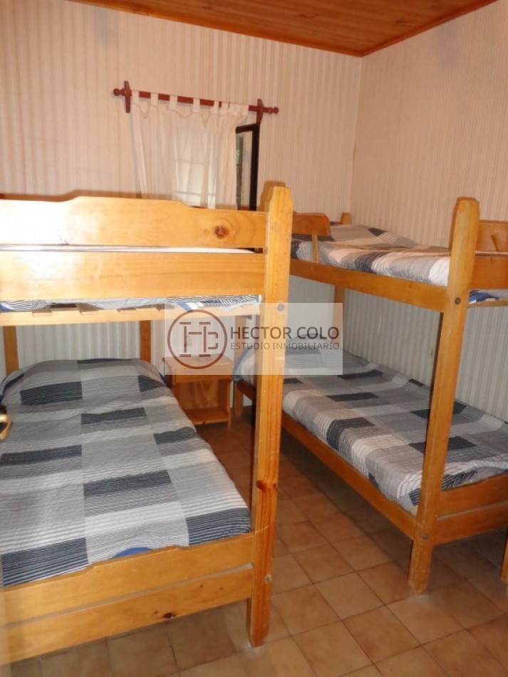 Casa en lote multifamiliar a 150 metros del Mar - Valeria del Mar