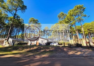 Casa  en Barrio Nayades