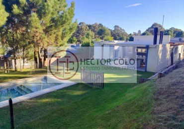 CASA EN BARRIO DEPORTIVA 1 COSTA ESMERALDA